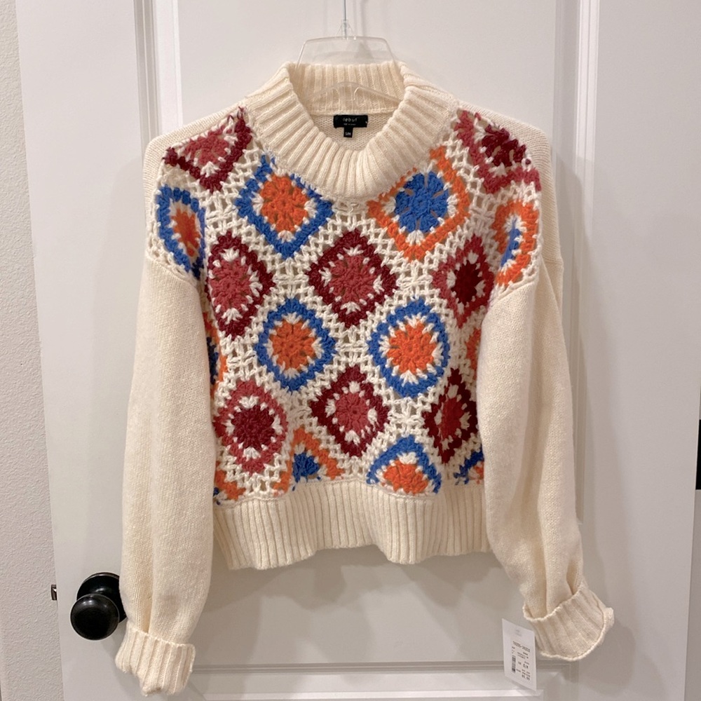 NWT! Debut Boutique Crochet Long Sleeve Knit Sweater in Size S/M